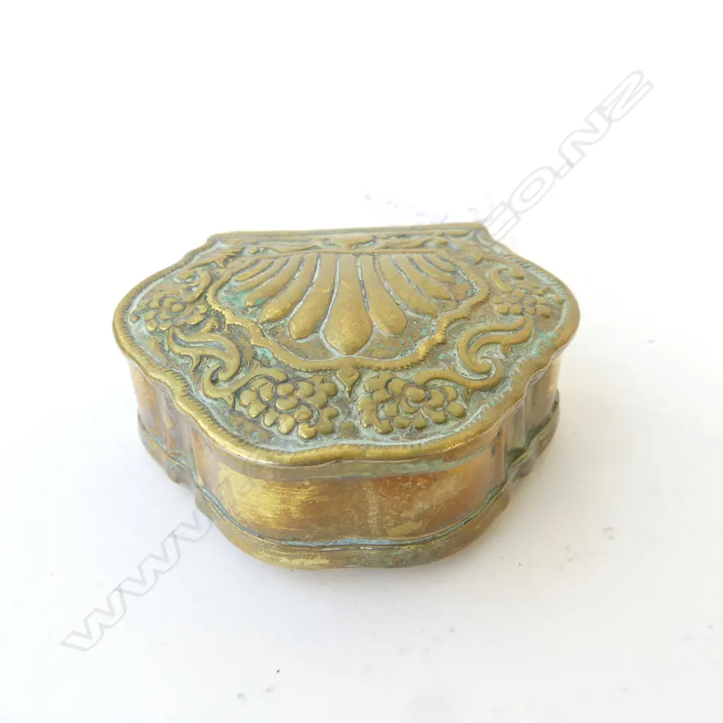 DUTCH BRASS SNUFF BOX W.75mm Image 1++