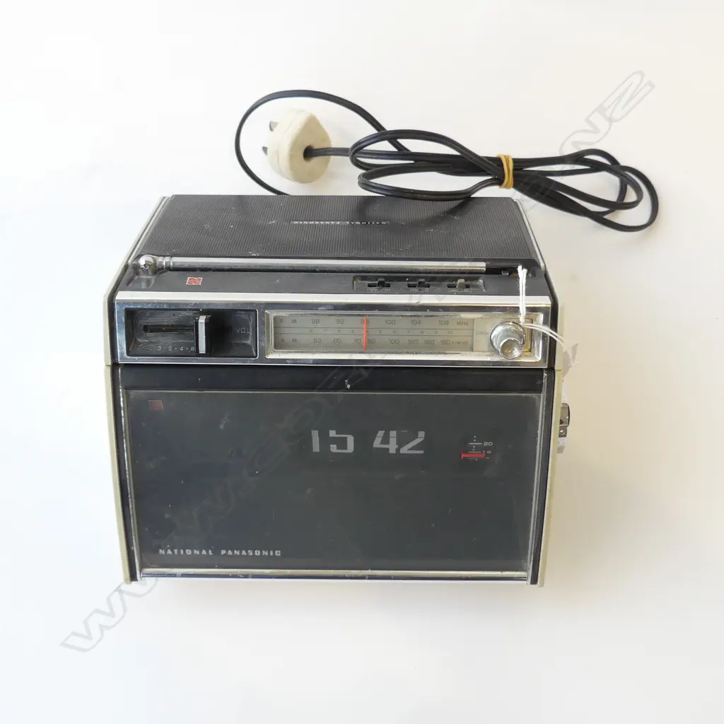 NATIONAL PANASONIC RADIO CLOCK W.220mm Image 1++