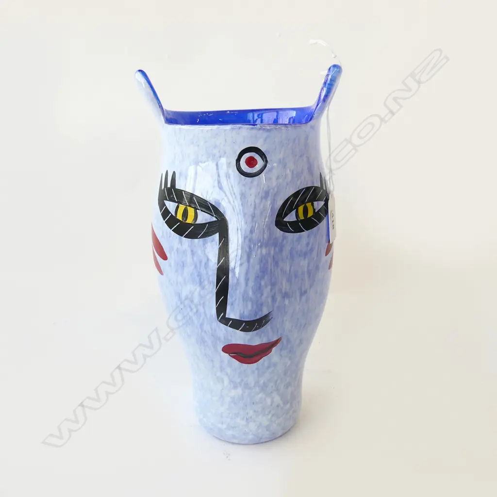 **RTV**  KOSTA BODA 'OPEN MINDS' ART GLASS FACE VASE H.275mm Image 1++