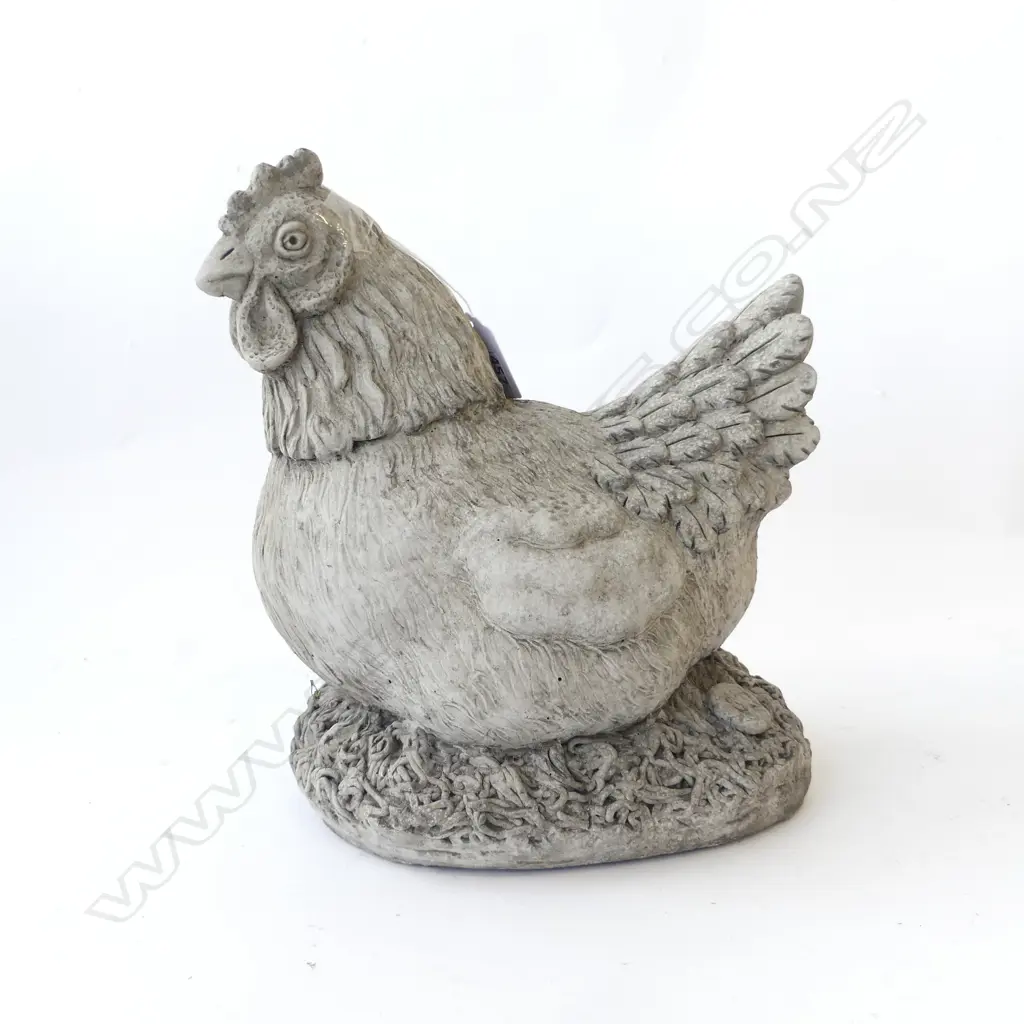 CONCRETE CHICKEN H.250mm Image 1++
