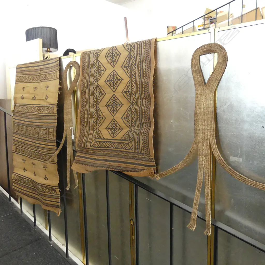 2 TRIBAL WOVEN MATS + 2 OTHER L.870mm Image 1++