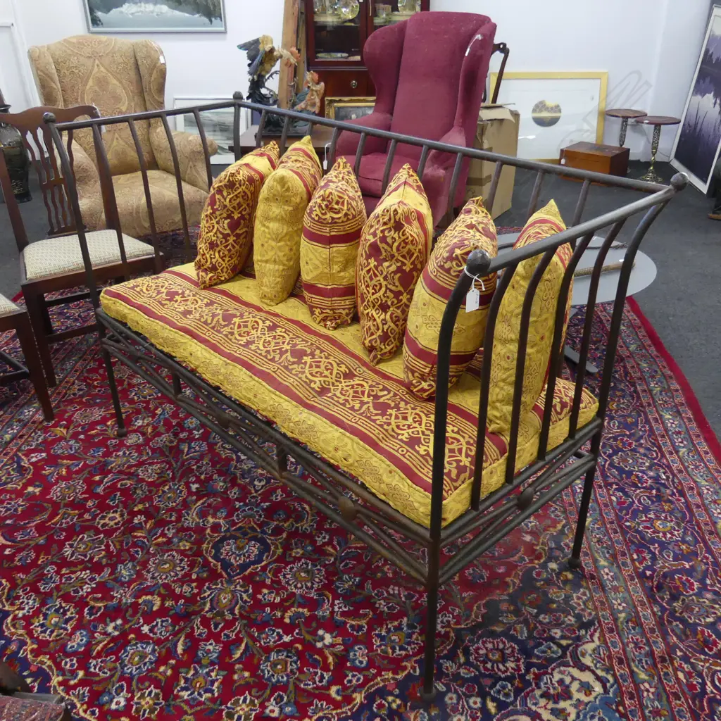 MOROCCAN WROUGHT IRON DAYBED Image 1++