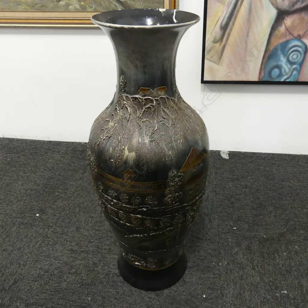 ORIENTAL BLACK FLOOR VASE H.615mm Image 1++