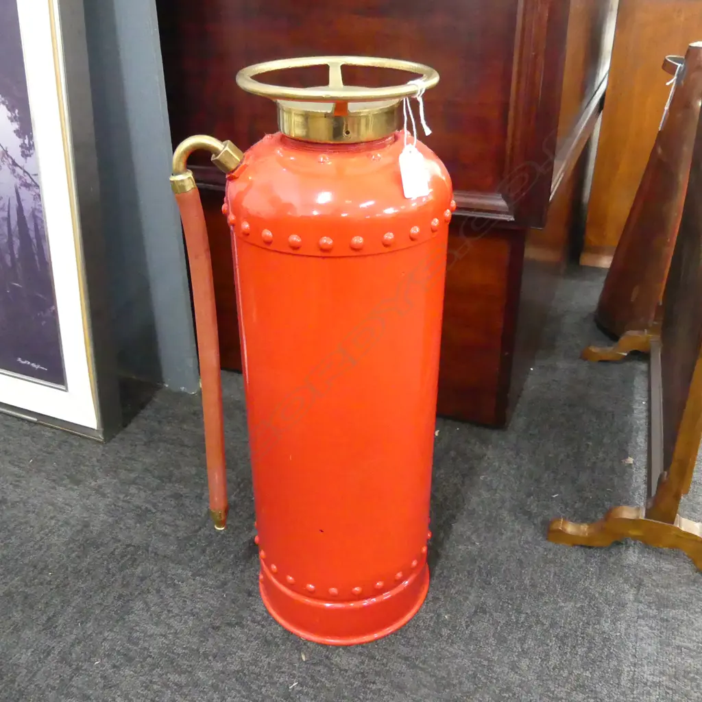 VINTAGE RED PAINTED FIRE EXTINGUISHER H.535mm Image 1++