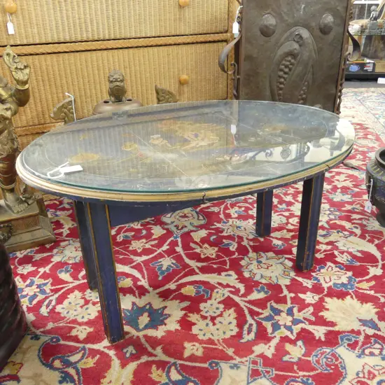 OVAL SIDE TABLE w. ORIENTAL SCENE ON BLUE GROUND, GLASS TOP 600x740mm