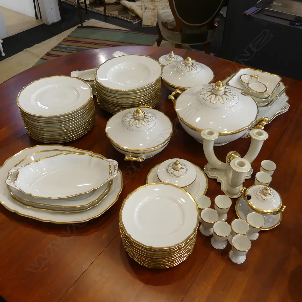 LG HUTSCHENREUTHER 'MADELEINE' DINNER SET  SOME FAULTS Image 1++