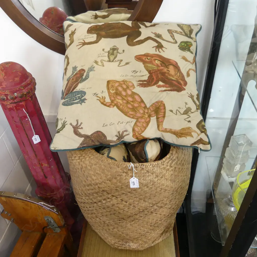4 CUSHIONS w. FROG PRINT FABRIC IN LG WOVEN BASKET Image 1++