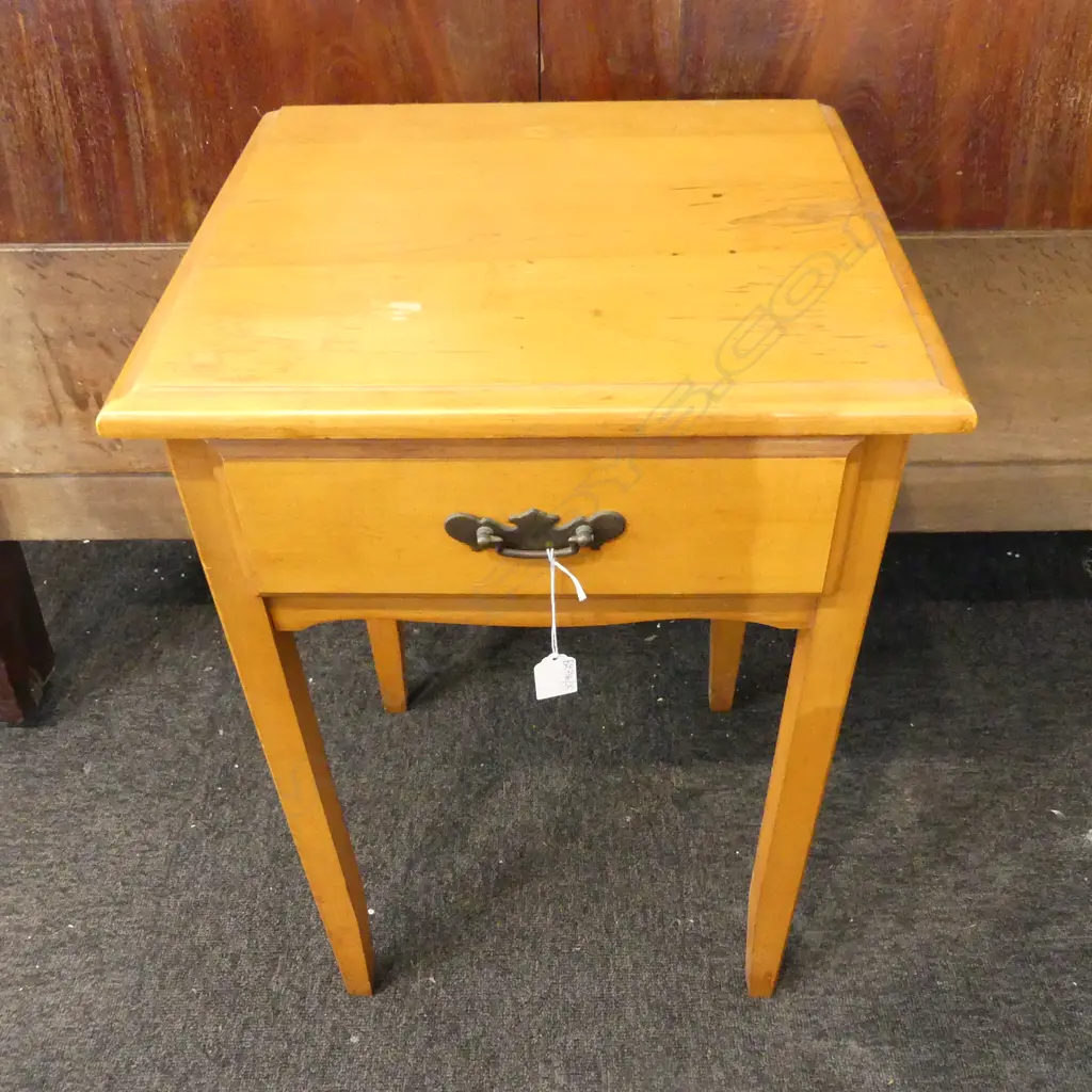 WOODEN SIDE TABLE 405x360x640mm Image 1++