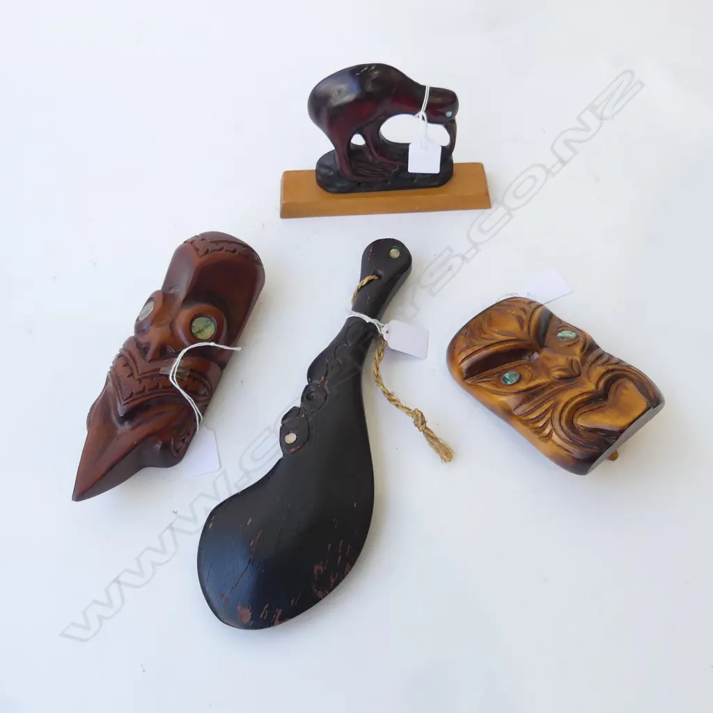 3 MAORI TOURIST CARVINGS + CARVED KIWI longest L.280mm Image 1++