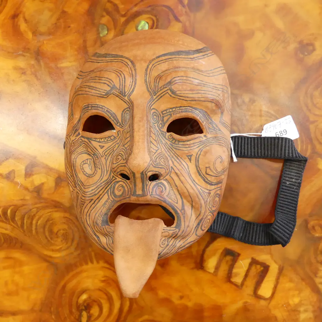 VINTAGE LEATHER MOLDED MAORI MASK W INK DRAWN MOKU H.230mm Image 1++