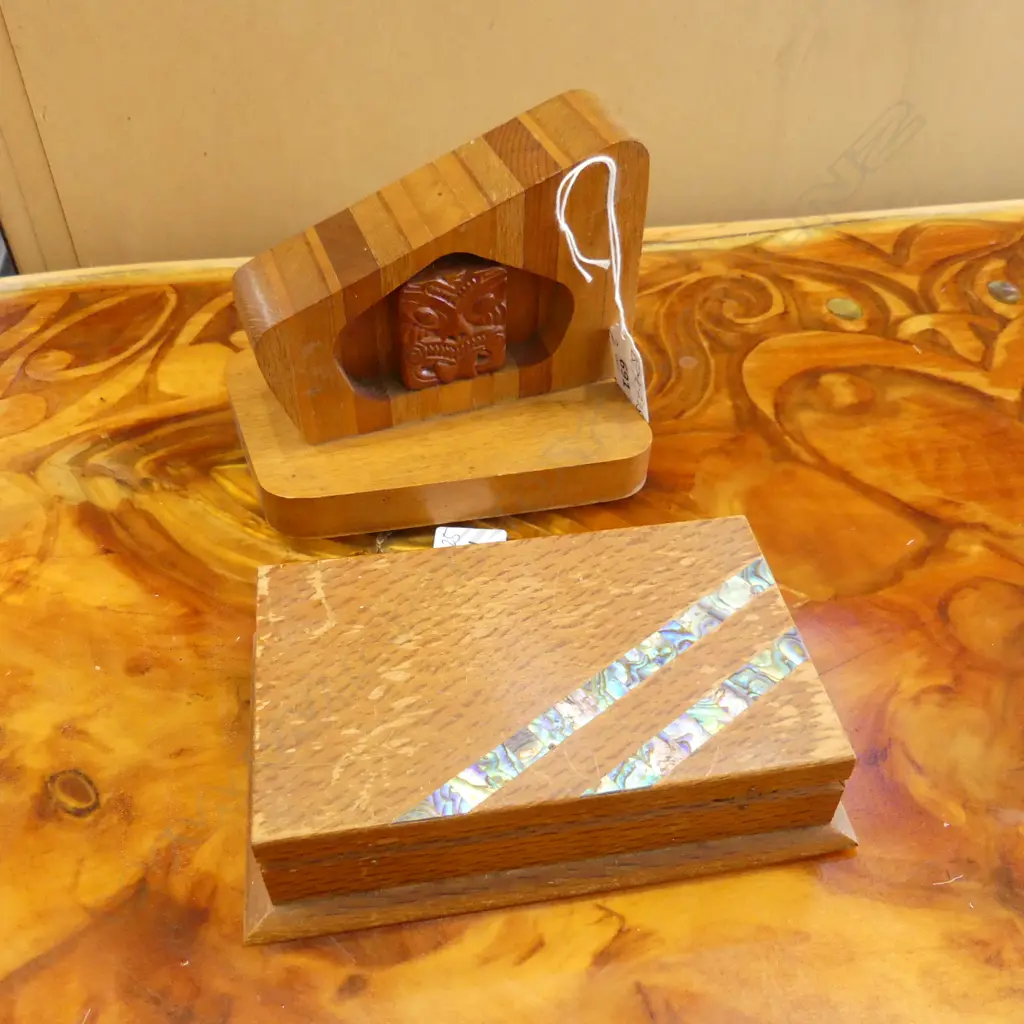 VINTAGE 'SOVEREIGN' NZ WOODS BOOKEND labelled + 'ATAAHUA' rewarewa BOX W.160mm Image 1++
