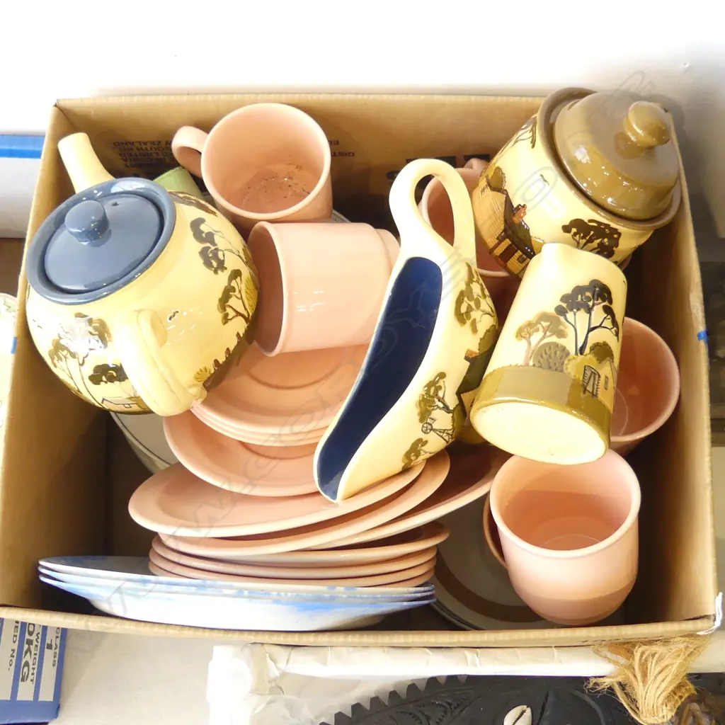 ASST. CHINA INCL. PINK CROWN LYNN & 4 PCE JOHN BESTE TEA SET (1 CHIP) Image 1++