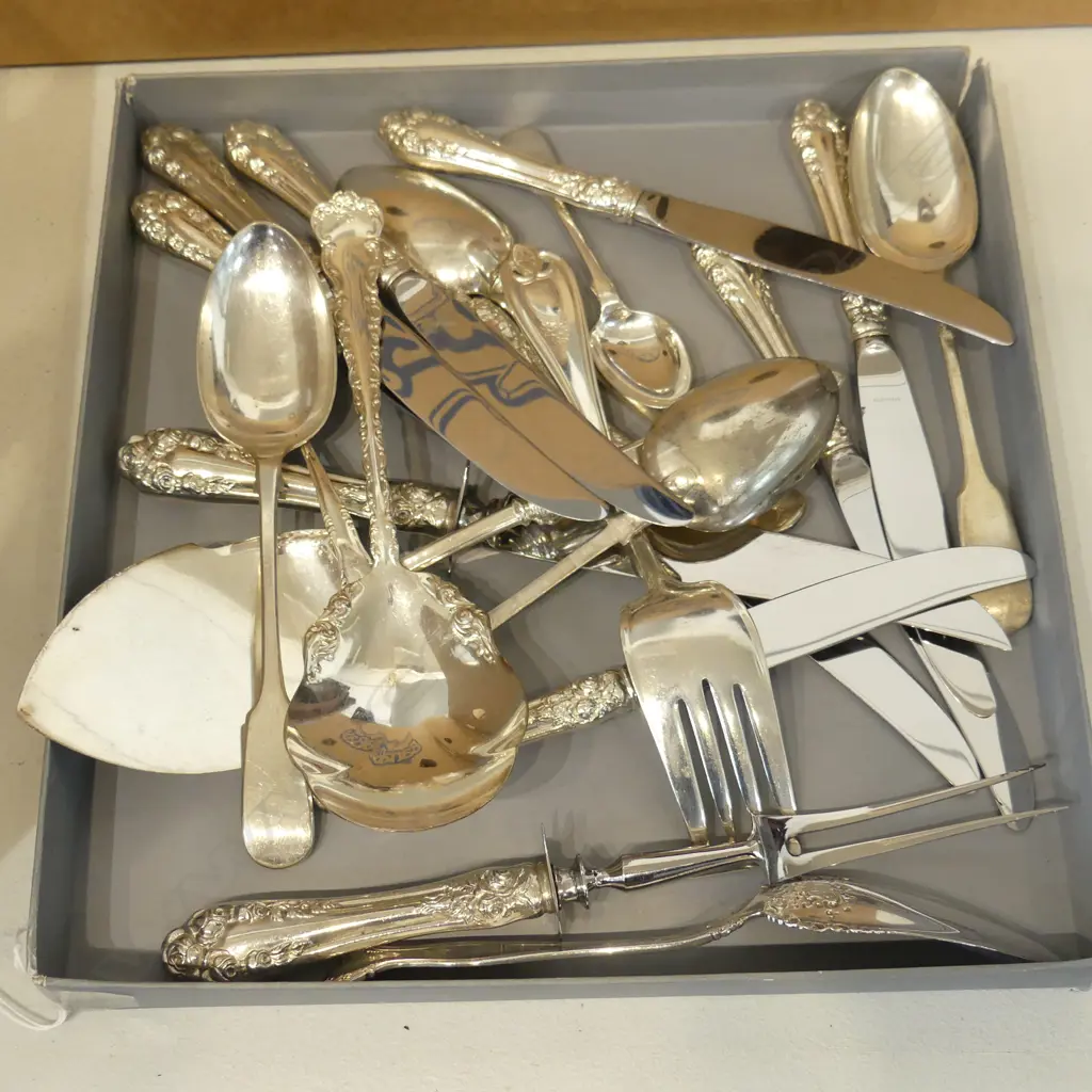 ASST. SILVER PLATE CUTERY ETC Image 1++