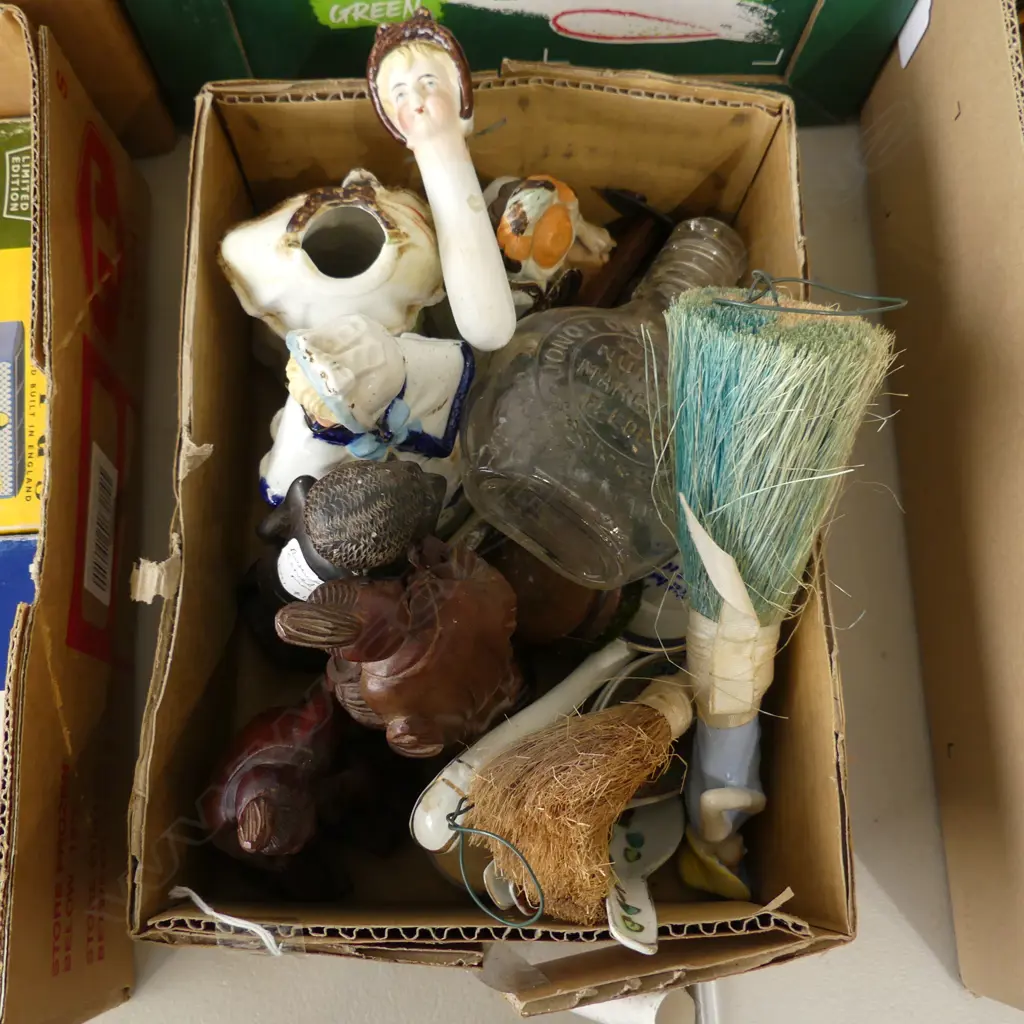 BOX OF THREE WOODEN FIGS THREE CERAMIC FIGS BABY FEEDER PIE FUNNEL RECORD CLEANER & TWO PIANO DOLLS WITH BRUSHES Image 1++
