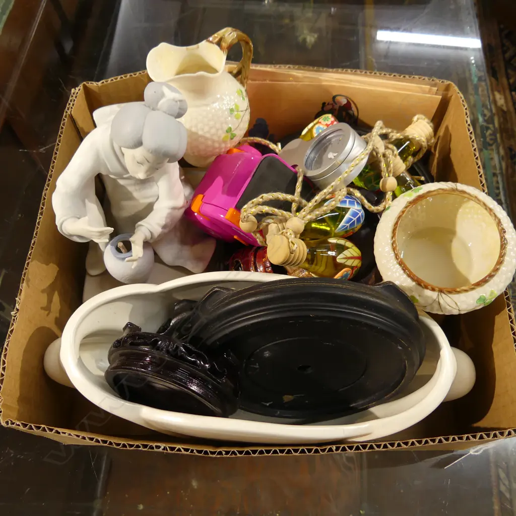 LLADRO FIGURE (FINGERS MISSING), ENGLISH VASE, 2 PCES BELLEEK, ORIENTAL STANDS ETC Image 1++