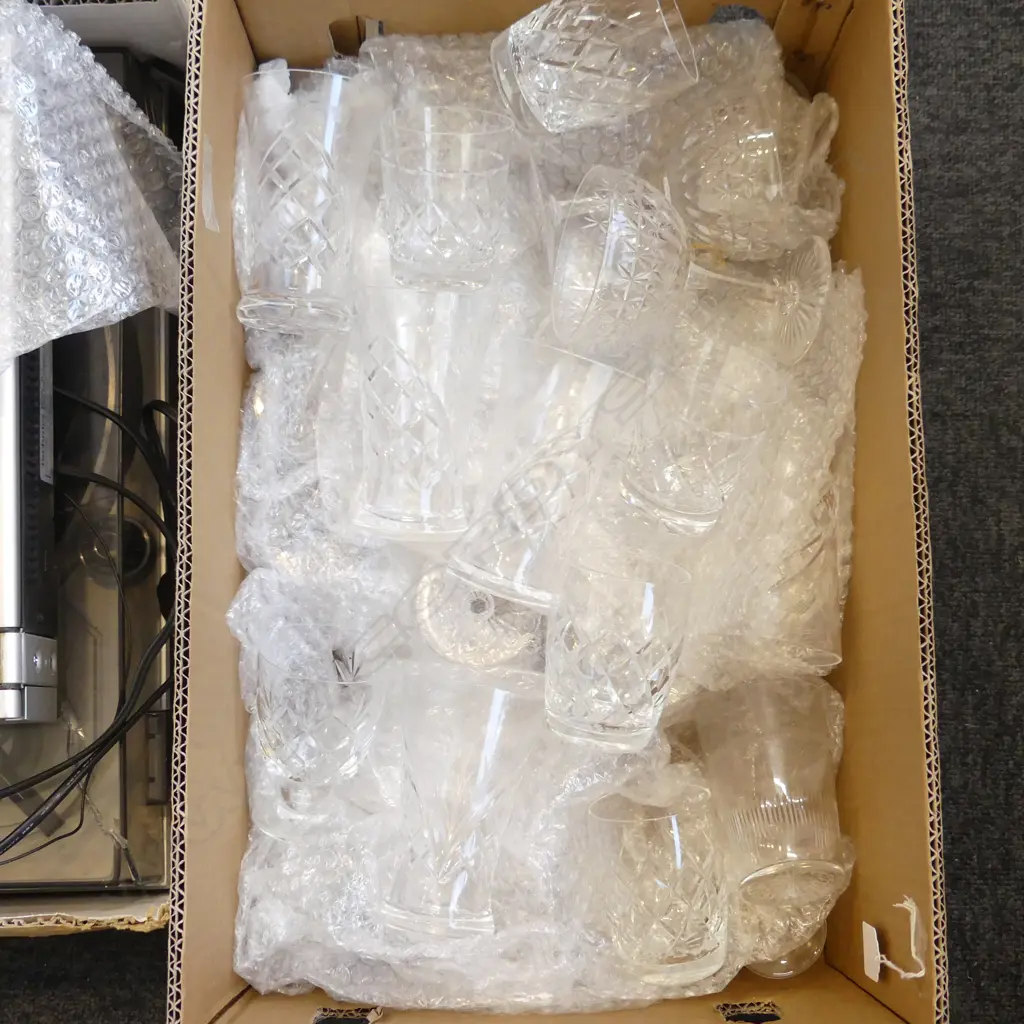 ASST GLASS & CRYSTAL WINE GLASSES, INCL CHAMPAGNE Image 1++