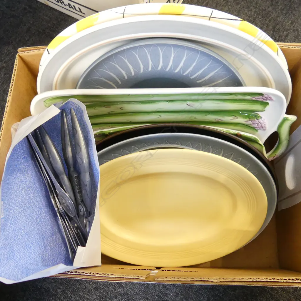 ASST. SERVING PLATES; SUSIE COOPER, DENBY ETC + CRAYFISH CRACKERS & 6 LOBSTER FORKS Image 1++