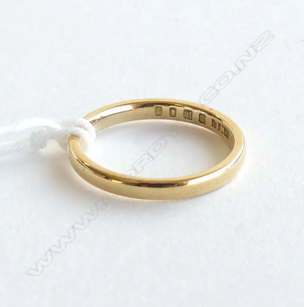 18CT GOLD WEDDING BAND 2.7gm SIZE L Image 1++