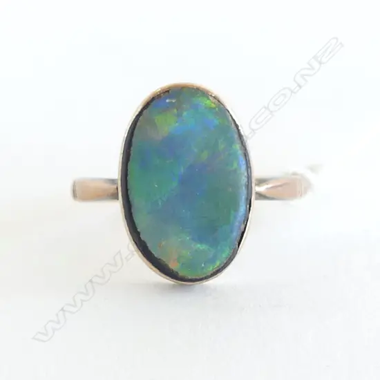 9ct GOLD ESTATE OPAL doublet RING 2.7gms SIZE L