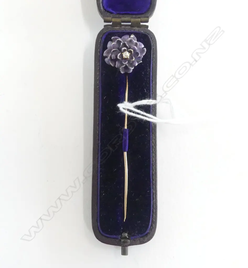 early 20thC 15ct STICK PIN porcelain violet flower end set w OLD CUT DIAMOND minor faults. Orig box Image 1++