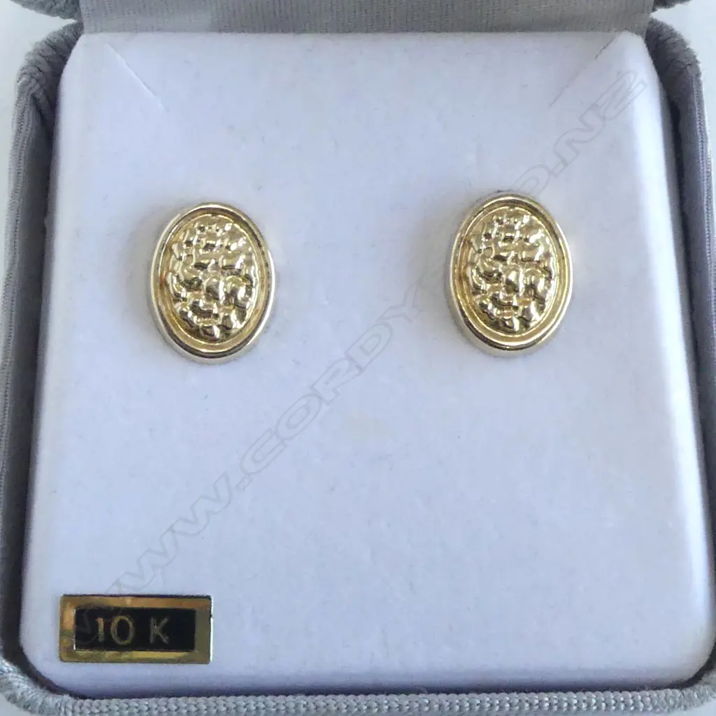 PR 10ct OVAL EARRINGS 0.62gm Image 1++