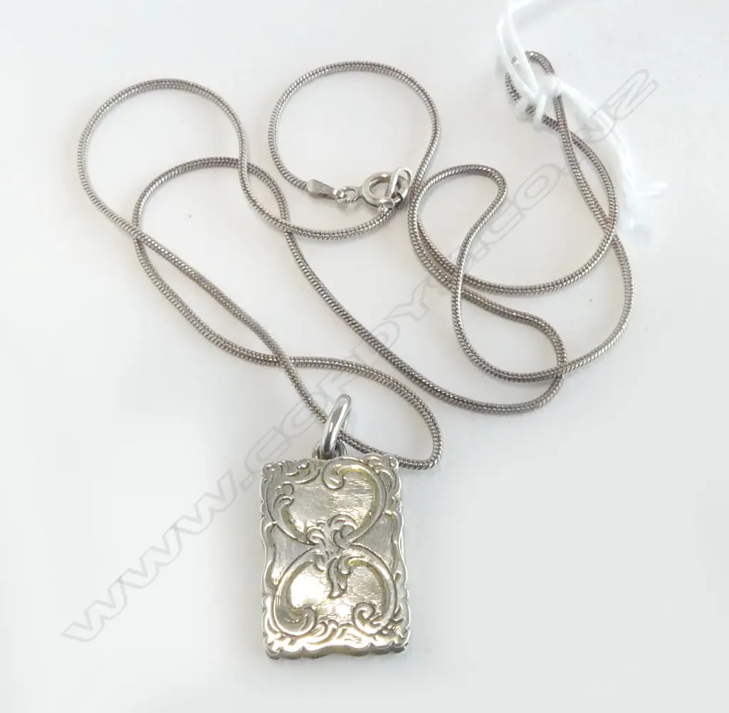 STG SILVER NECKLACE w. VINAIGRETTE PENDANT 8gms Image 1++