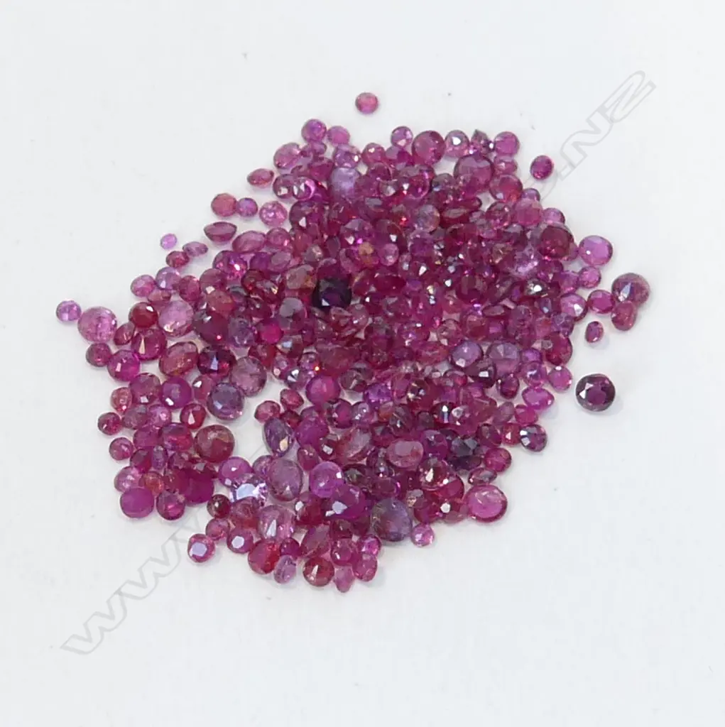 20CT FACETED RUBY, ROUND Image 1++