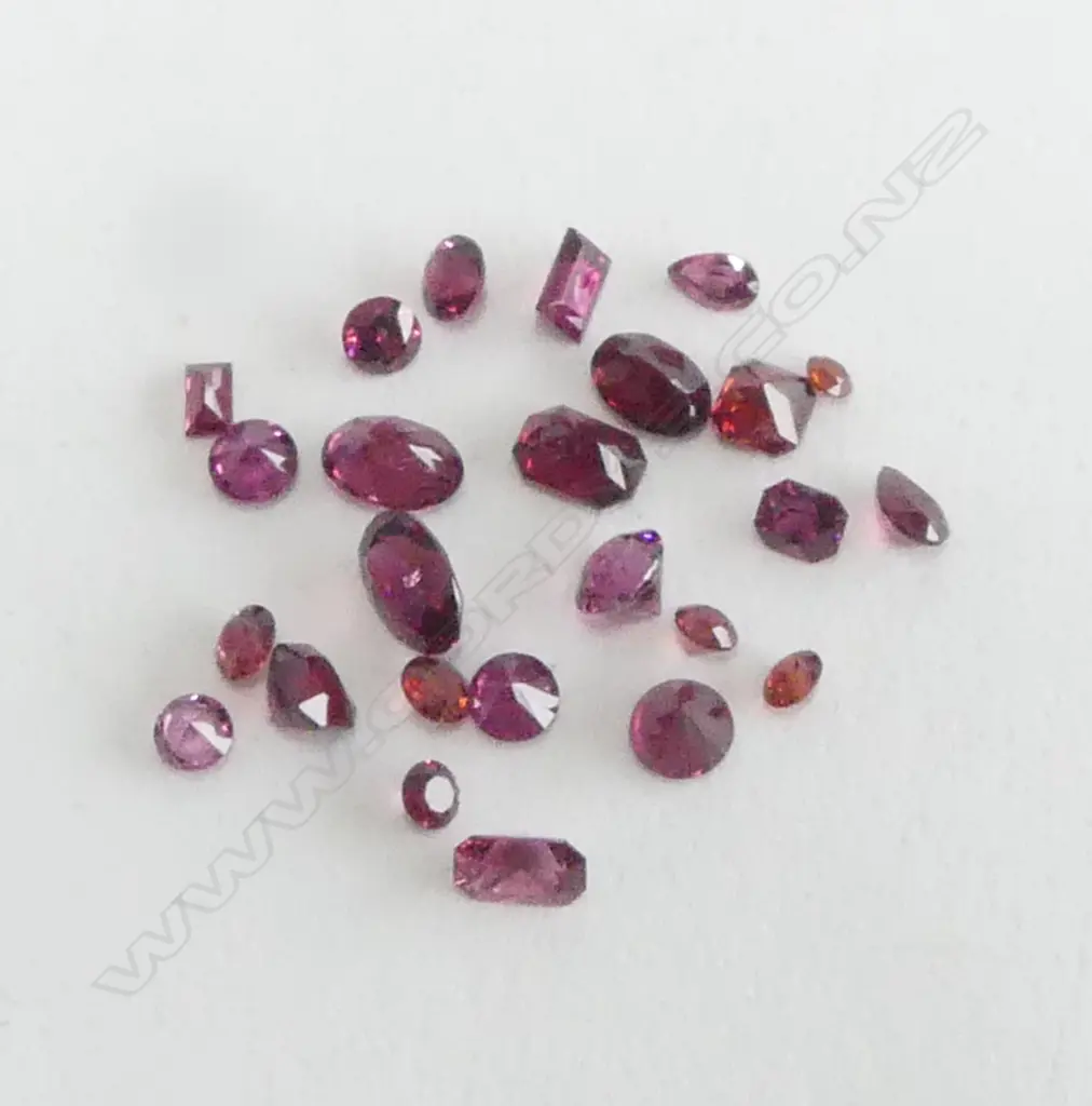 ASST. LOOSE GARNETS Image 1++