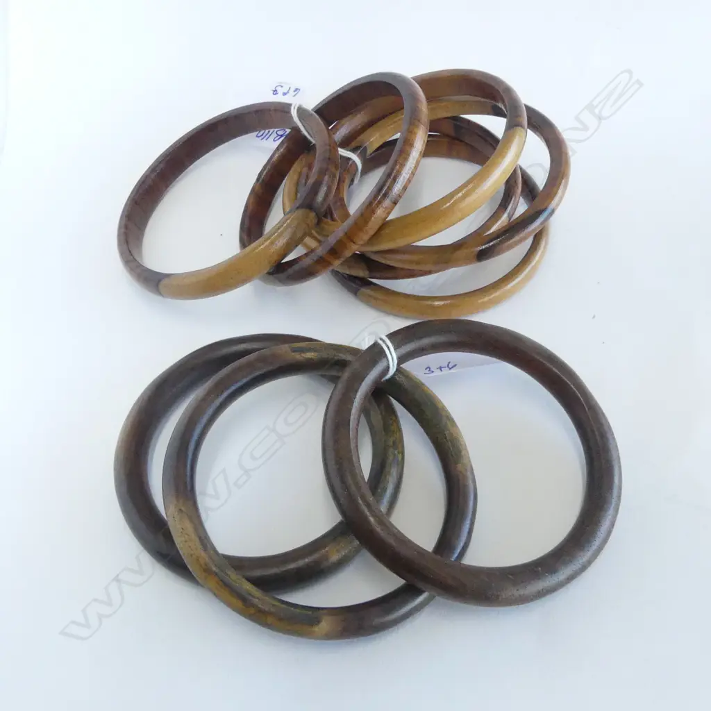 2 SETS WOODEN BANGLES, 3 DARK, 6 PALE WOOD Image 1++