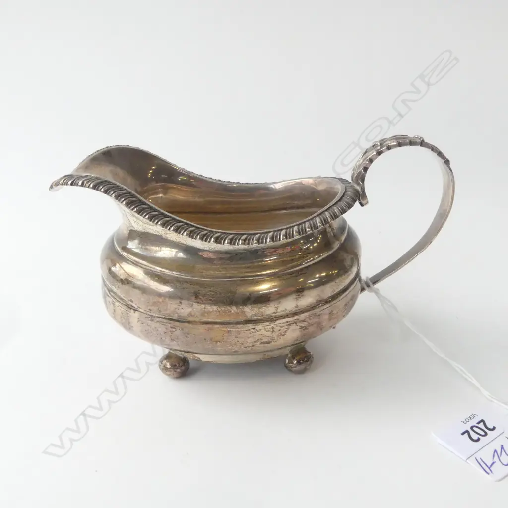 WILLIAM IV SILVER CREAM JUG BALL FEET 162gms Image 1++
