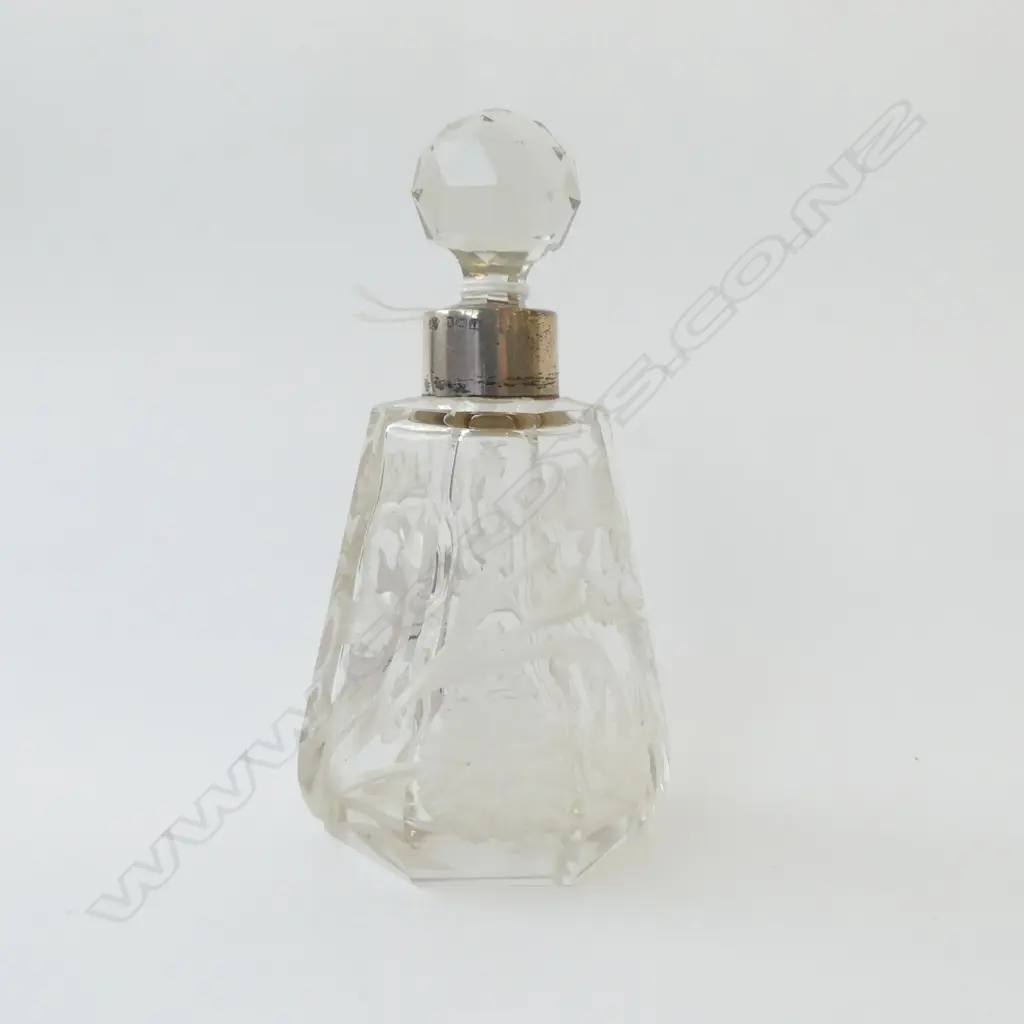 BIRMINGHAM 1912 SILVER TOPPED cut frosted glass sent bottle. Tapered hexagonal form. H.130mm  Image 1++