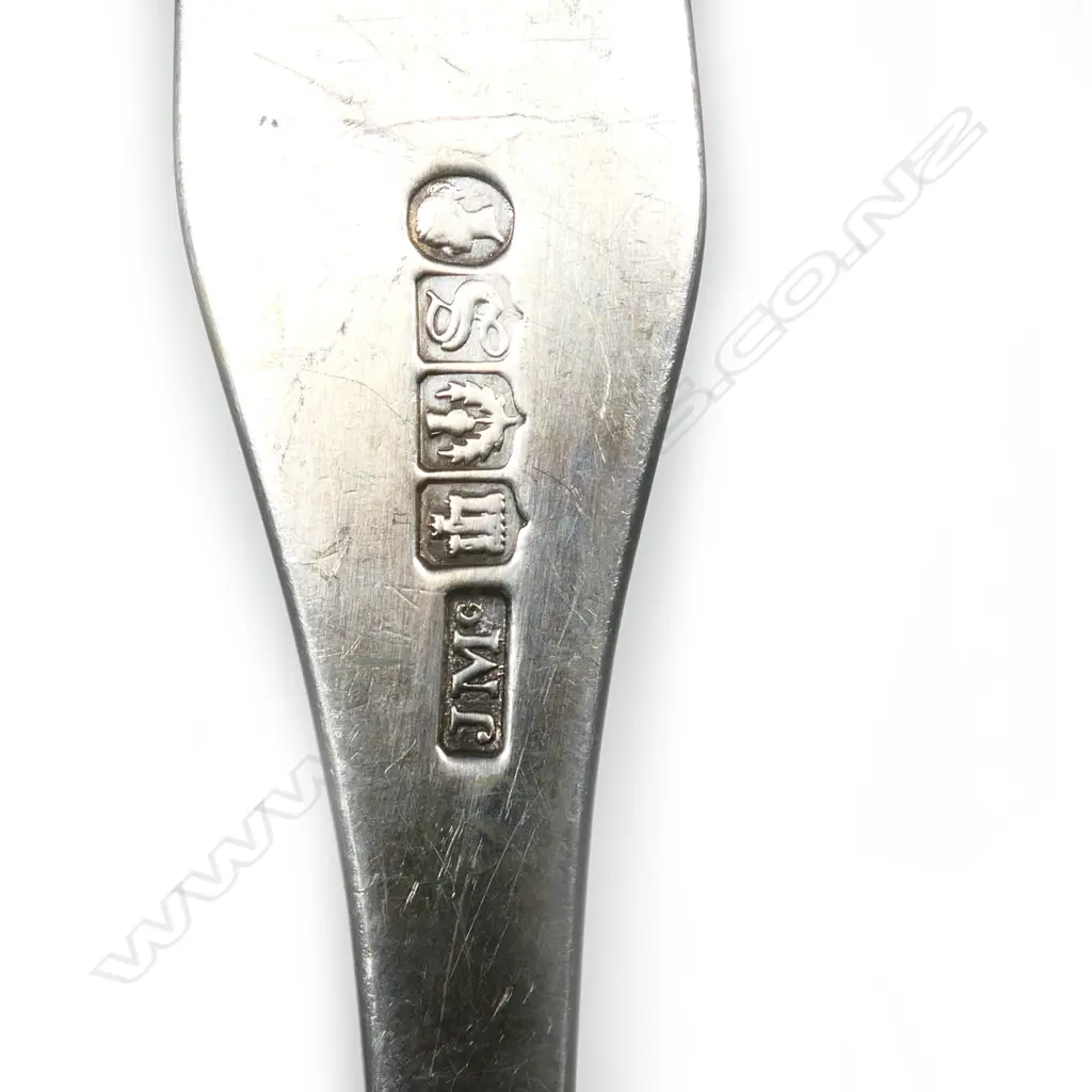 A Victorian Scottish silver pie spoon, single struck King's pattern, Image 1++