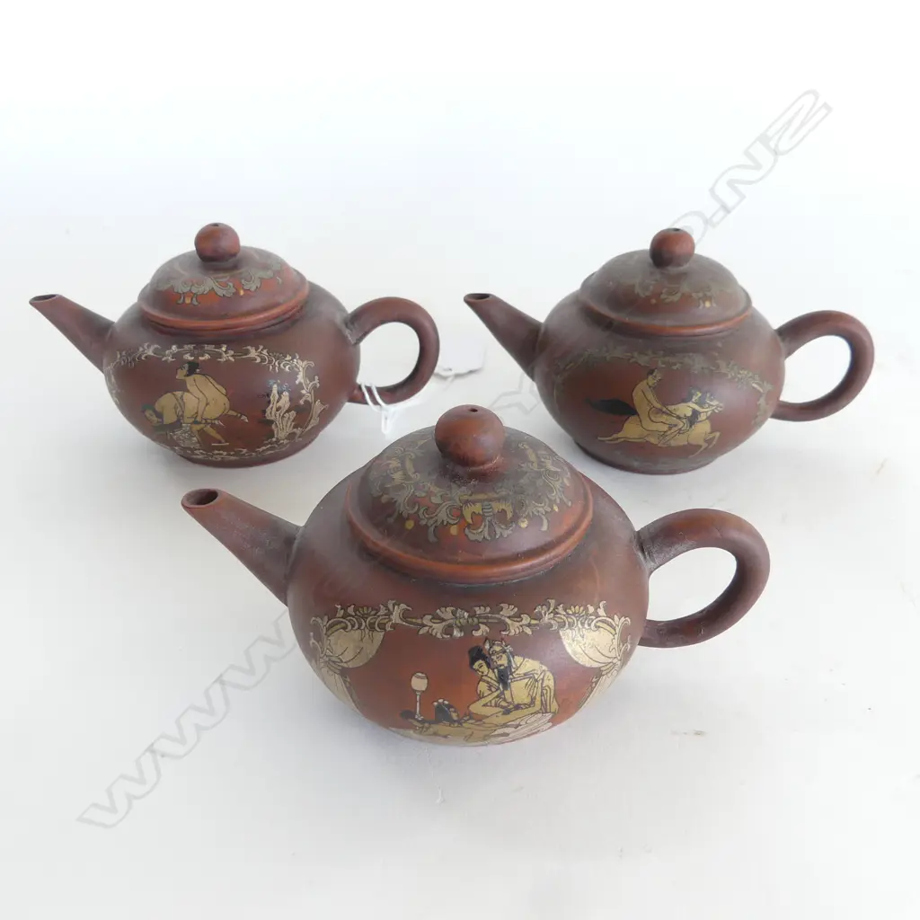 3 YIXING WARE TEAPOTS w. EROTIC SCENES 80mm dia Image 1++