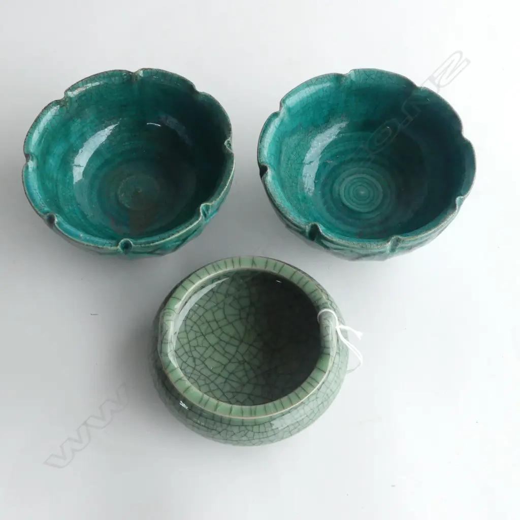 PR ORIENTAL GREEN GLAZED BOWLS 120mm dia + CRACKLE GLAZE INCENSE BURNER 105mm dia Image 1++