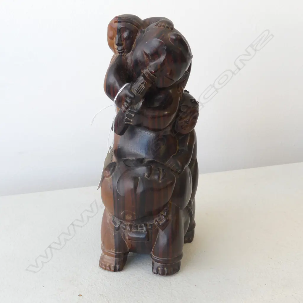 CHINESE ROSEWOOD CARVED MUSICIAN & CHILDREN H200MM Image 1++