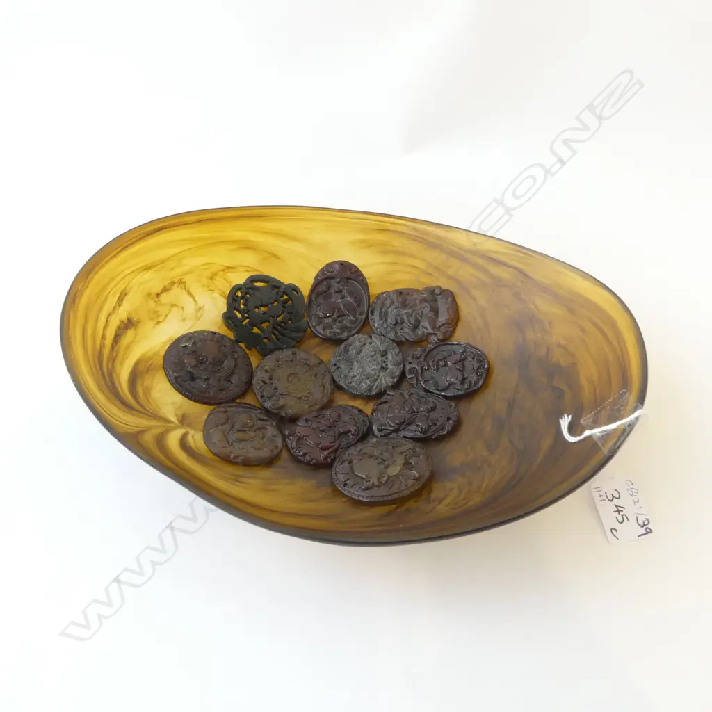 11 ASST. ORIENTAL TOKENS 45mm dia + FAUX TORTOISESHELL BOWL  Image 1++
