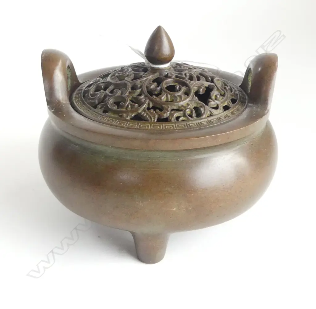 ORIENTAL LIDDED BRONZE INCENSE BURNER 100mm dia Image 1++