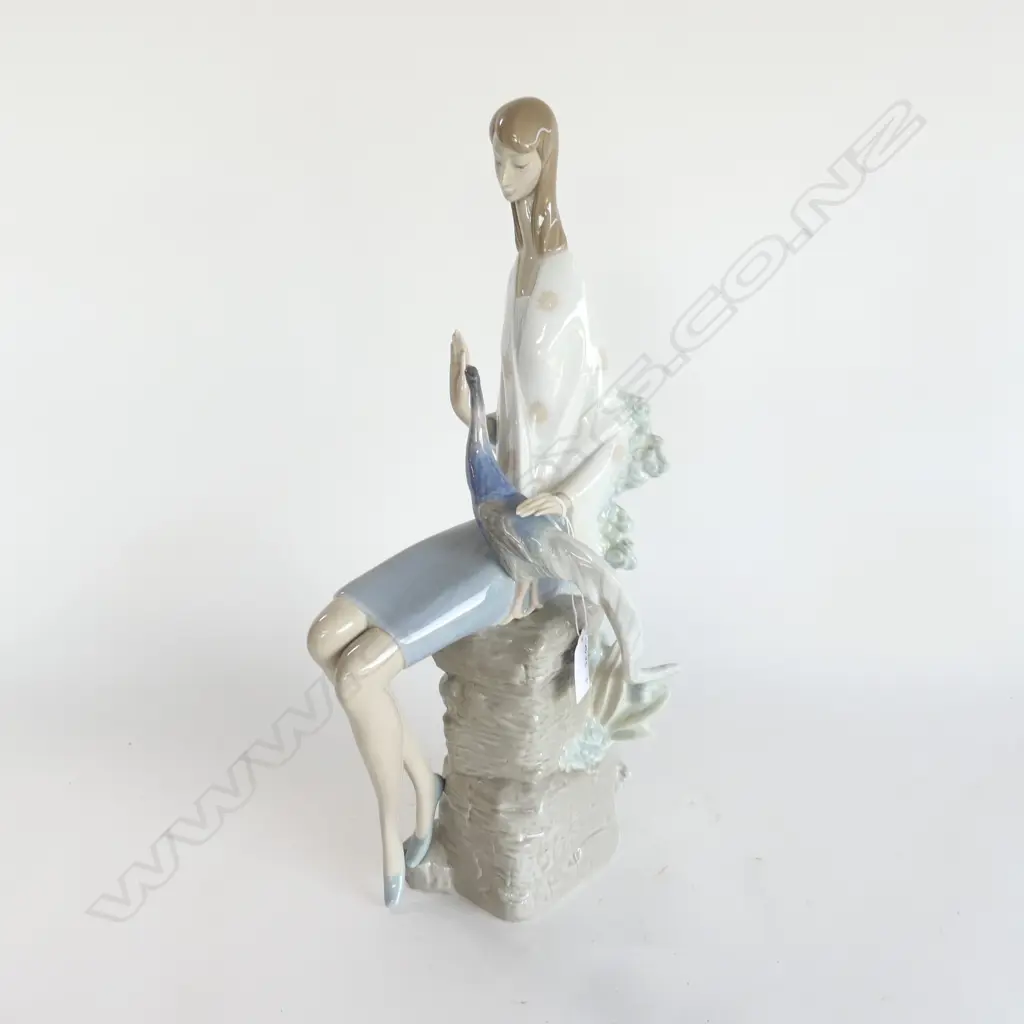 LLADRO 'GIRL w PHEASANT' H.420mm Image 1++
