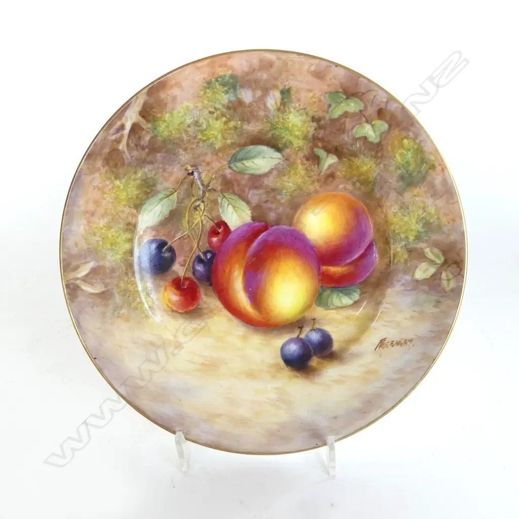 ROYAL WORCESTER GOLDEN FRUIT CABINET PLATE signed Freeman Image 1++