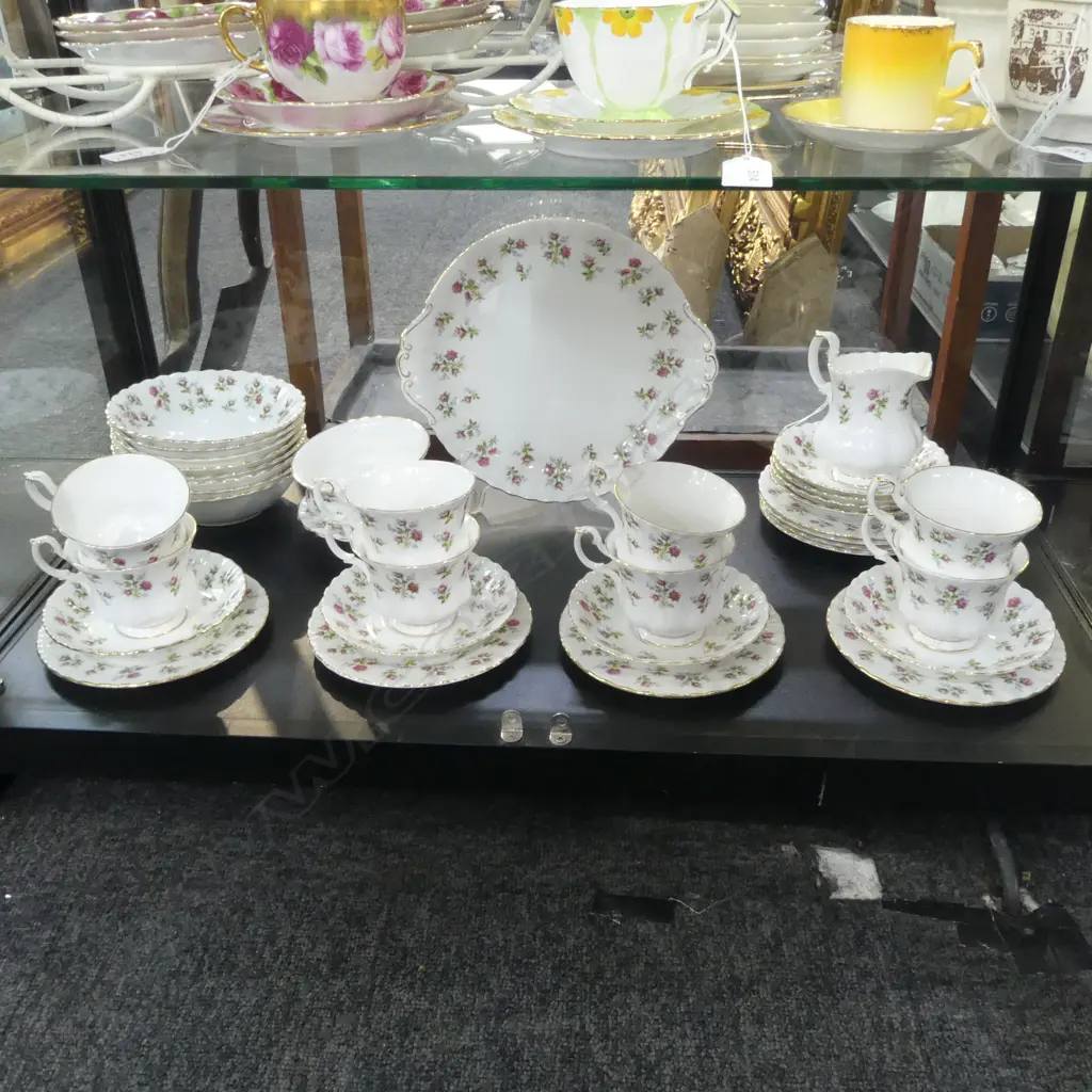 ROYAL ALBERT 'WINSOME' TEA SET; 8 TRIOS, MILK & SUGAR, CAKE PLATE, DISH & 8 CEREAL BOWLS Image 1++