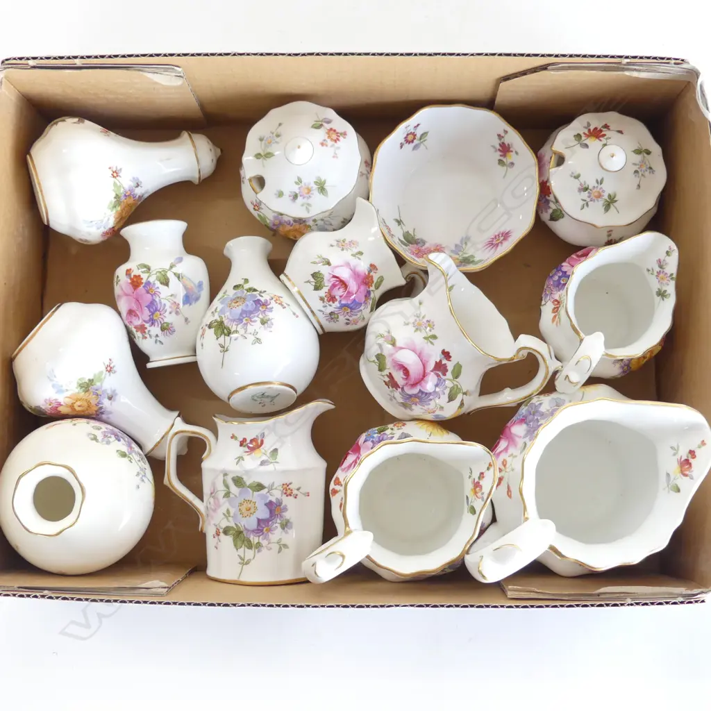 ASSORT. TRAY 14PCS RCD JUGS CONDIMENTS ETC H100MM TALLEST Image 1++