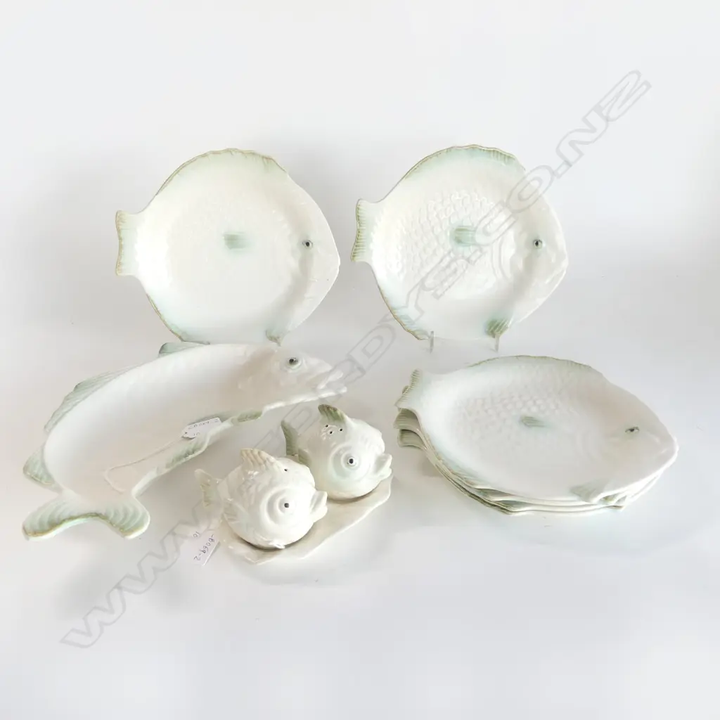 SHORTER & SON TEN PCS FISH SET, SIX PLATES L. 220mm, ONE LARGE PLATTER L.300mm, SALT AND PEPPER SHAKERS  Image 1++
