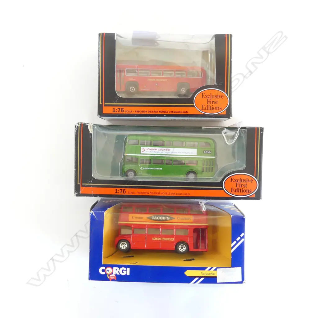 3 BOXED LONDON TRANSPORT BUS MODELS, 2 DOUBLE DECKER Image 1++