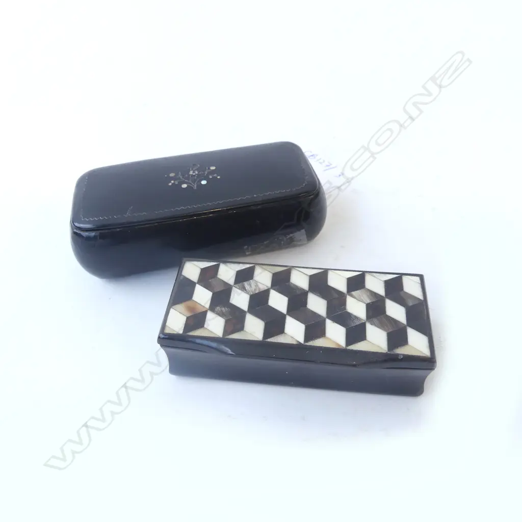 2 ANTIQUE BOXES W.95mm Image 1++