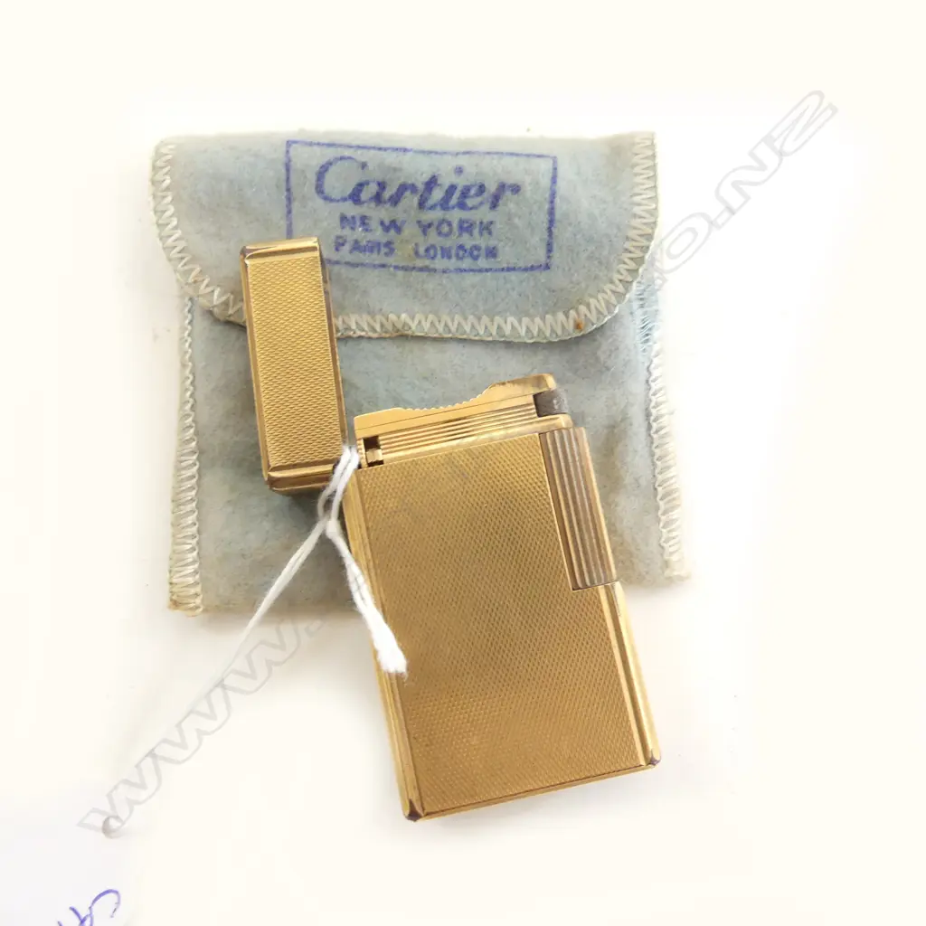S L DUPONT VINTAGE CIG LIGHTER Image 1++