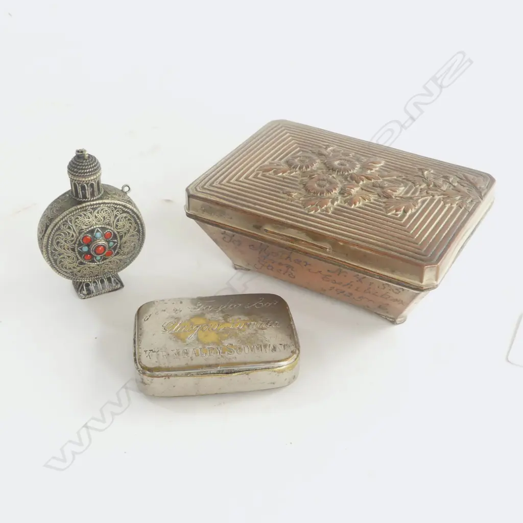 3 VINTAGE METAL PCS; SCOTTISH VESTA John Taylor & Co, 1925 SM JEWELLEY BOX & FILIGREE OPIUM BOTTLE Image 1++