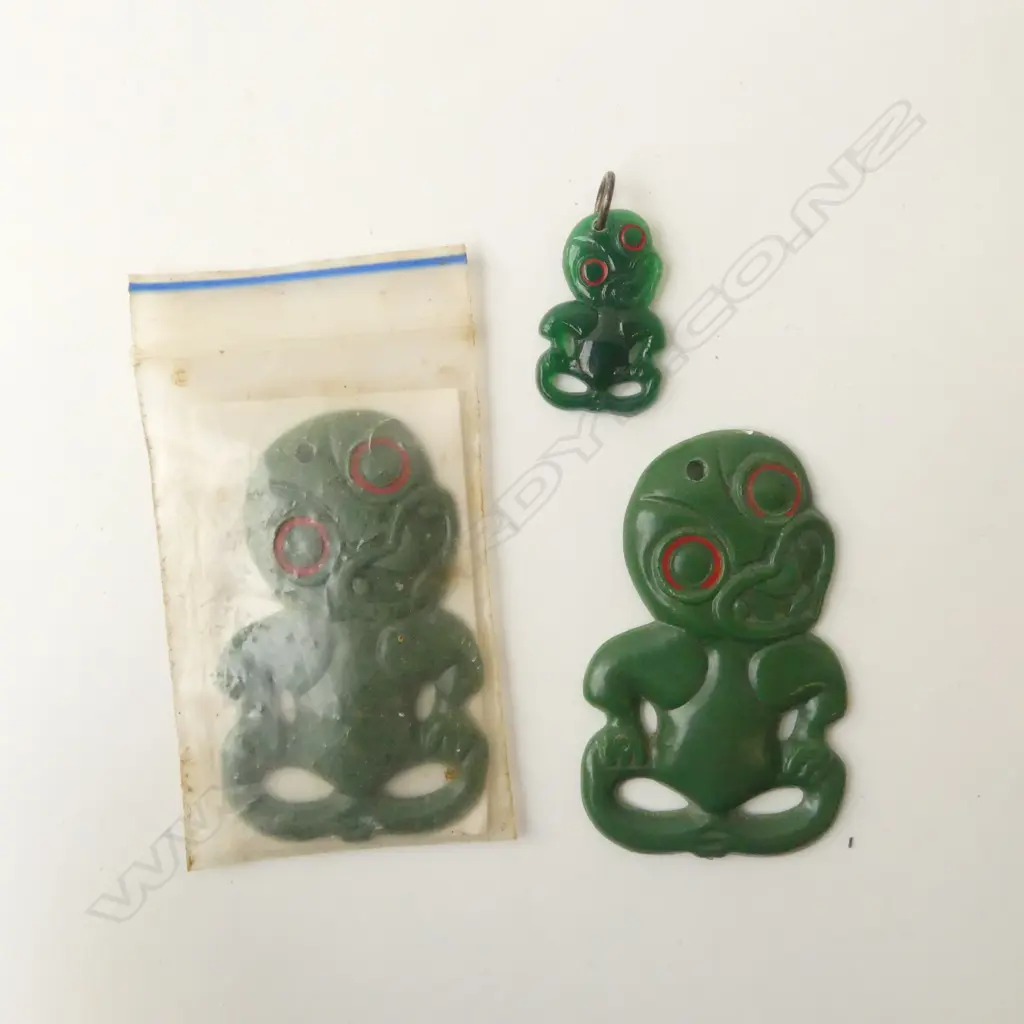 3 PLASTIC TIKIS; 2 AIR NZ H.65mm Image 1++