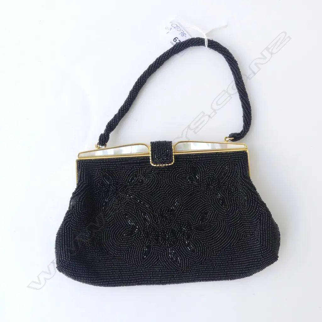 VINTAGE QUALITY BLACK BEADED EVENING PURSE MOP inlaid gilded frame Image 1++