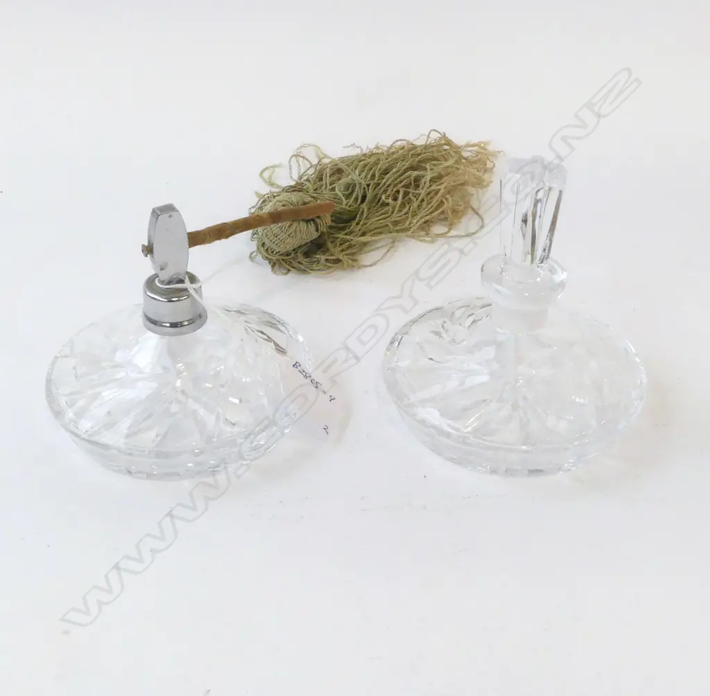 2 VINTAGE CRYSTAL BOTTLES Image 1++