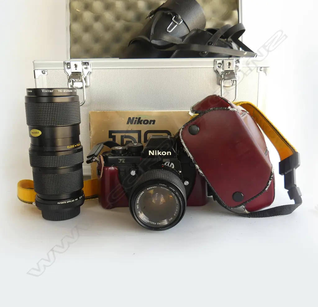 NIKON F3 CAMERA & LENSES ETC, CASED Image 1++